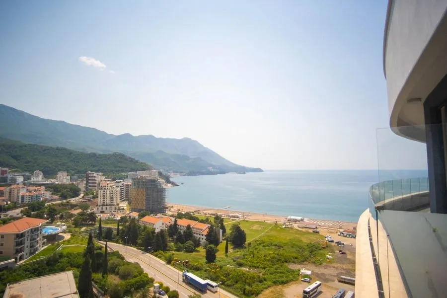 Sale, one bedroom apartment, 45m², Bečići, Budva