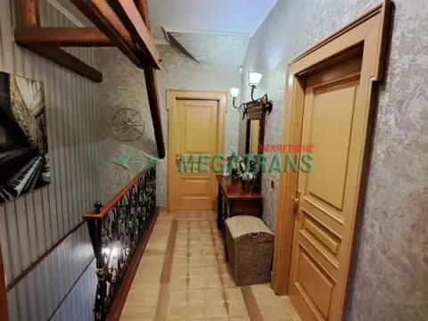 Izdavanje, stan, 260m², Novi Sad Sve Podlokacije, Novi Sad - image 15
