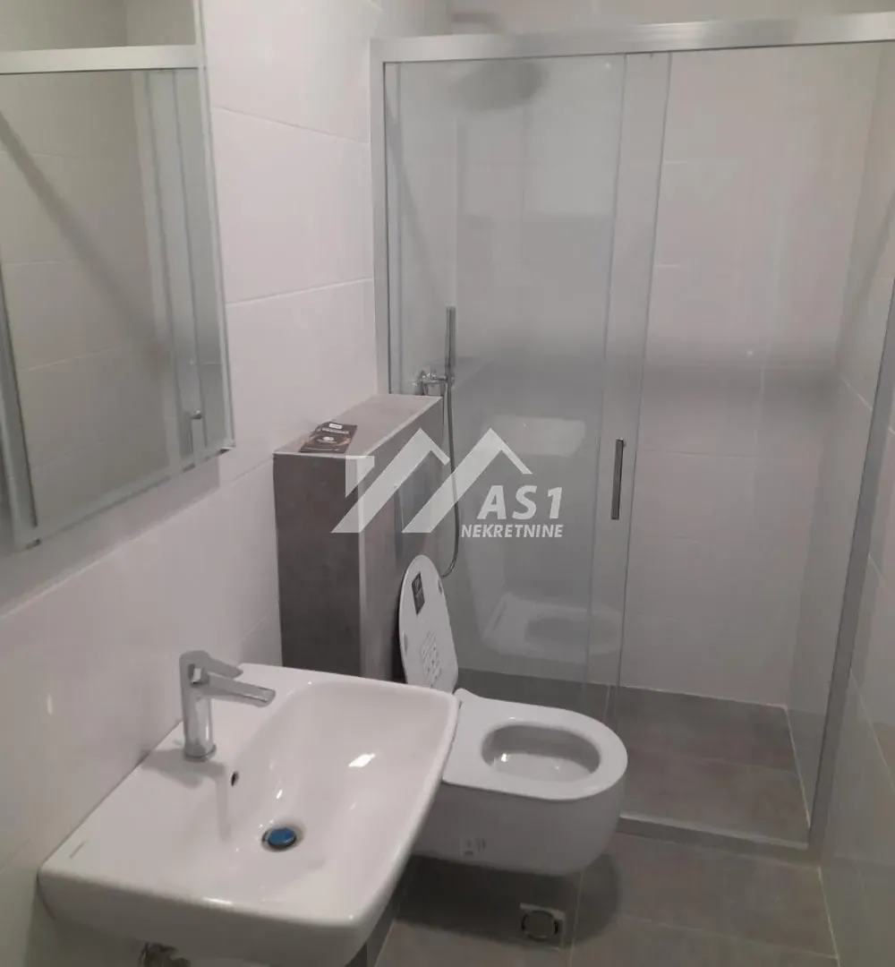 Izdavanje, dvosoban stan, 52m², Telep, Novi Sad Sve Podlokacije