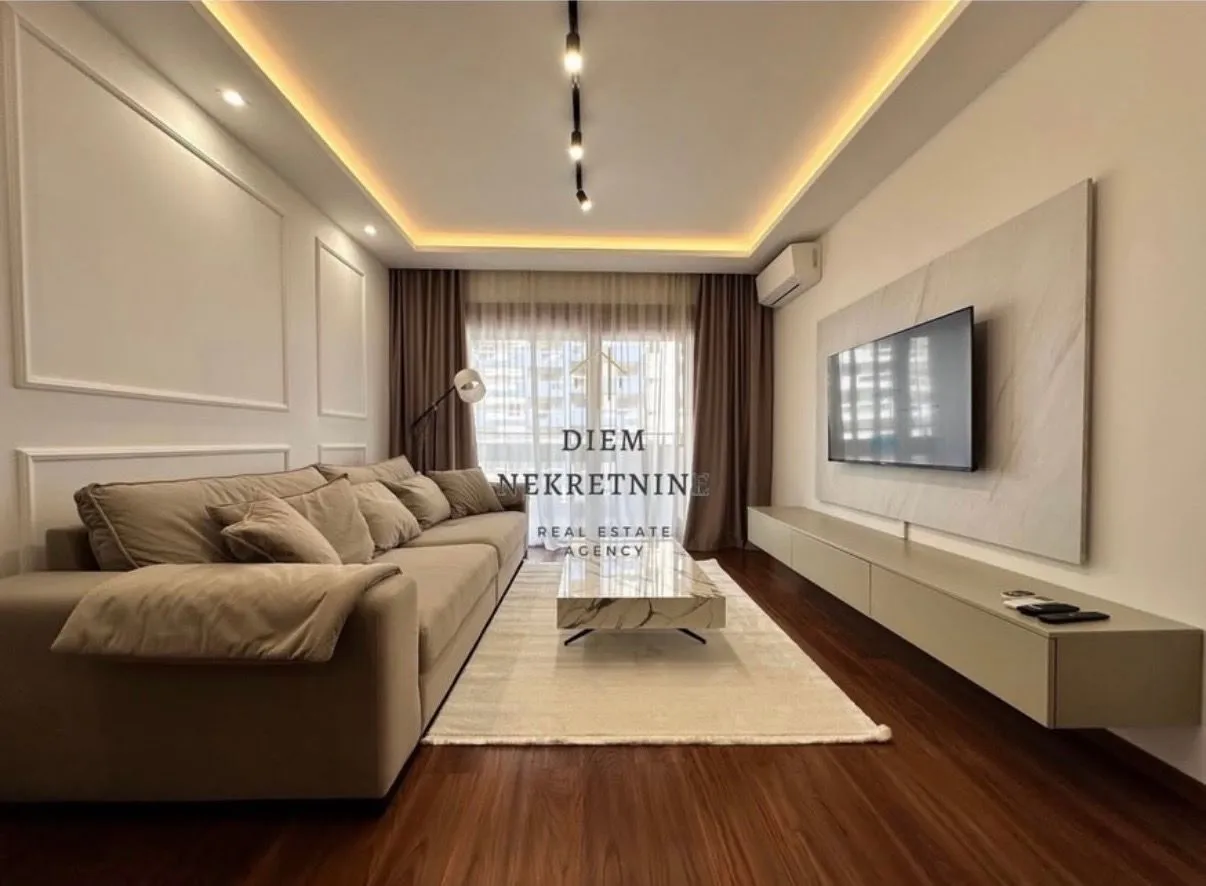 Rent, one bedroom apartment, 54m², Master Kvart, Podgorica