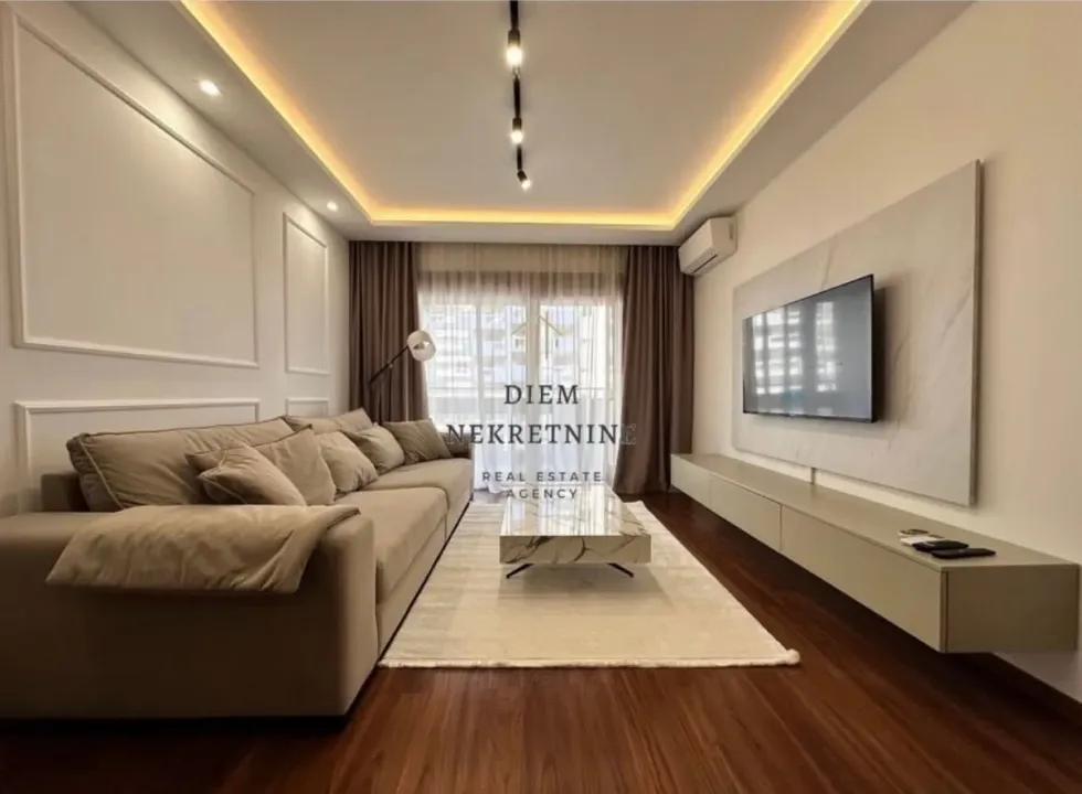 Rent, one bedroom apartment, 54m², Master Kvart, Podgorica