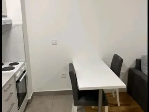 Rent, studio apartment, 30m², Novo naselje, Novi Sad - image 3