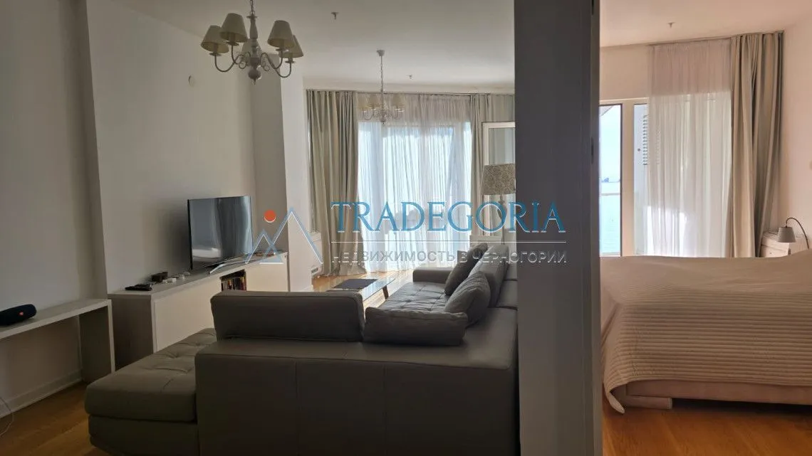 Prodaja, jednosoban stan, 77m², Budva, Crna Gora