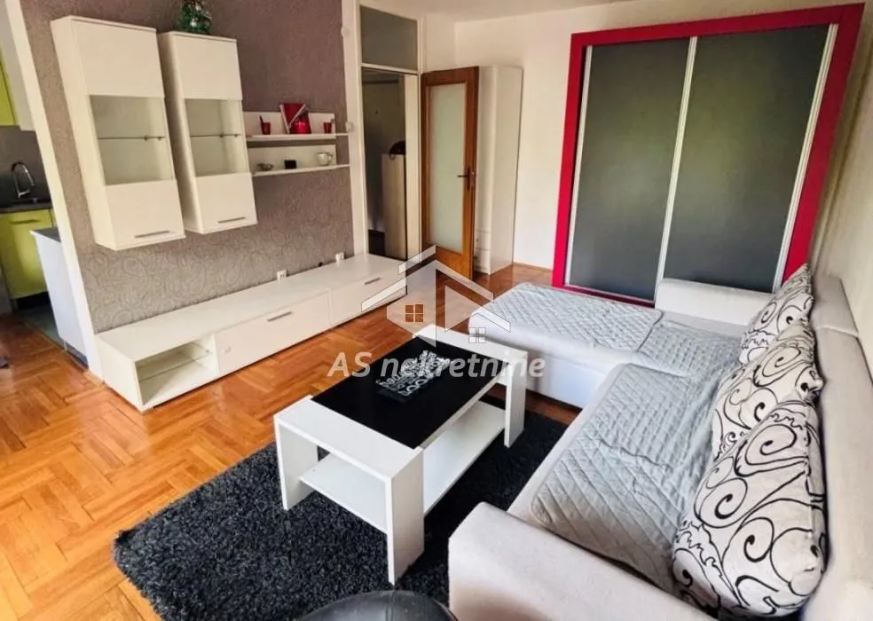 Rent, two bedroom apartment, 45m², Banovo Brdo, Beograd