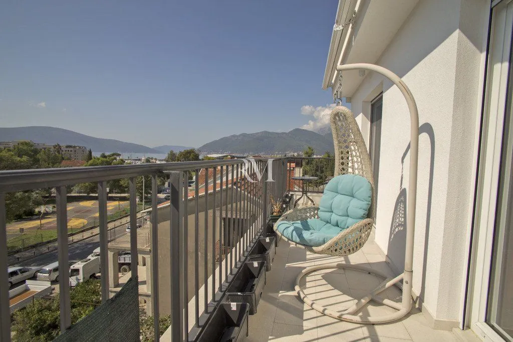 Sale, one bedroom apartment, 64m², Pod Kuk, Tivat