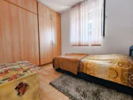 Izdavanje, trosoban stan, 120m2, Burtaiši, Bar