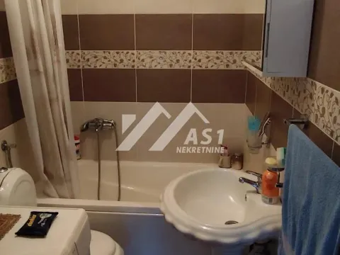 Izdavanje, trosoban stan, 67m², Avijatičarsko naselje, Novi Sad Sve Podlokacije - image 6