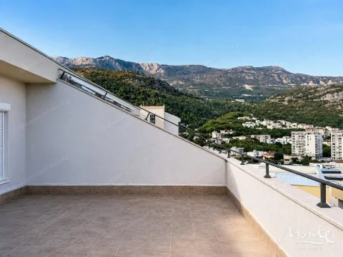 Sale, two bedroom apartment, 197m², Dubovica, Budva - image 19