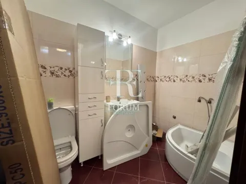 Izdavanje, dvosoban stan, 80m², Gorica C, Podgorica - image 10
