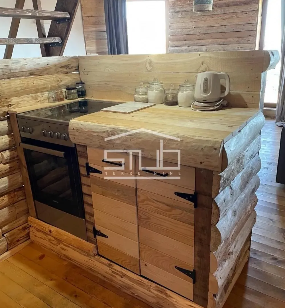 Prodaja, kuća, 77m², Kraljevi Čardaci, Kopaonik