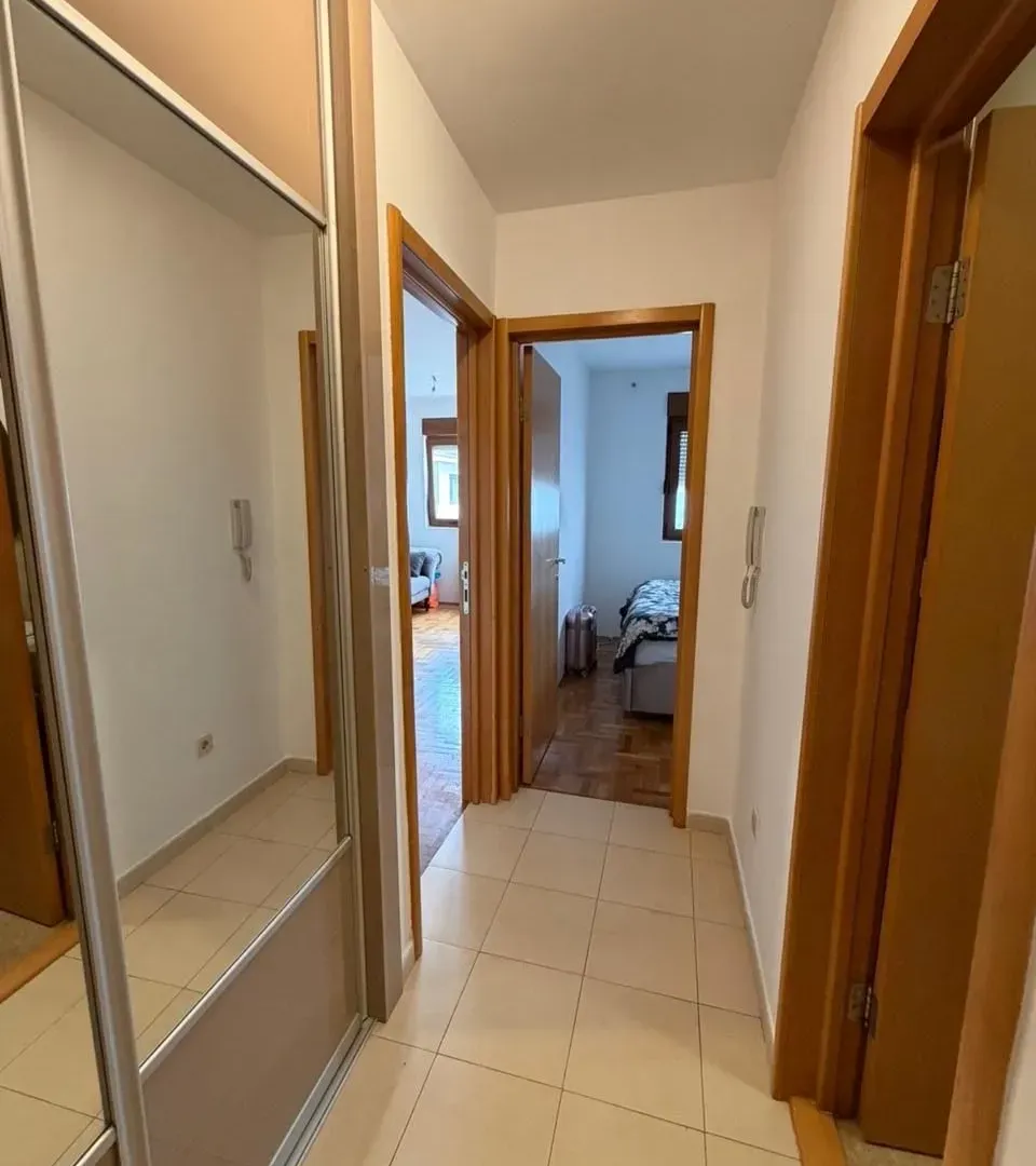 Prodaja, jednosoban stan, 37m², Stari Aerodrom, Podgorica
