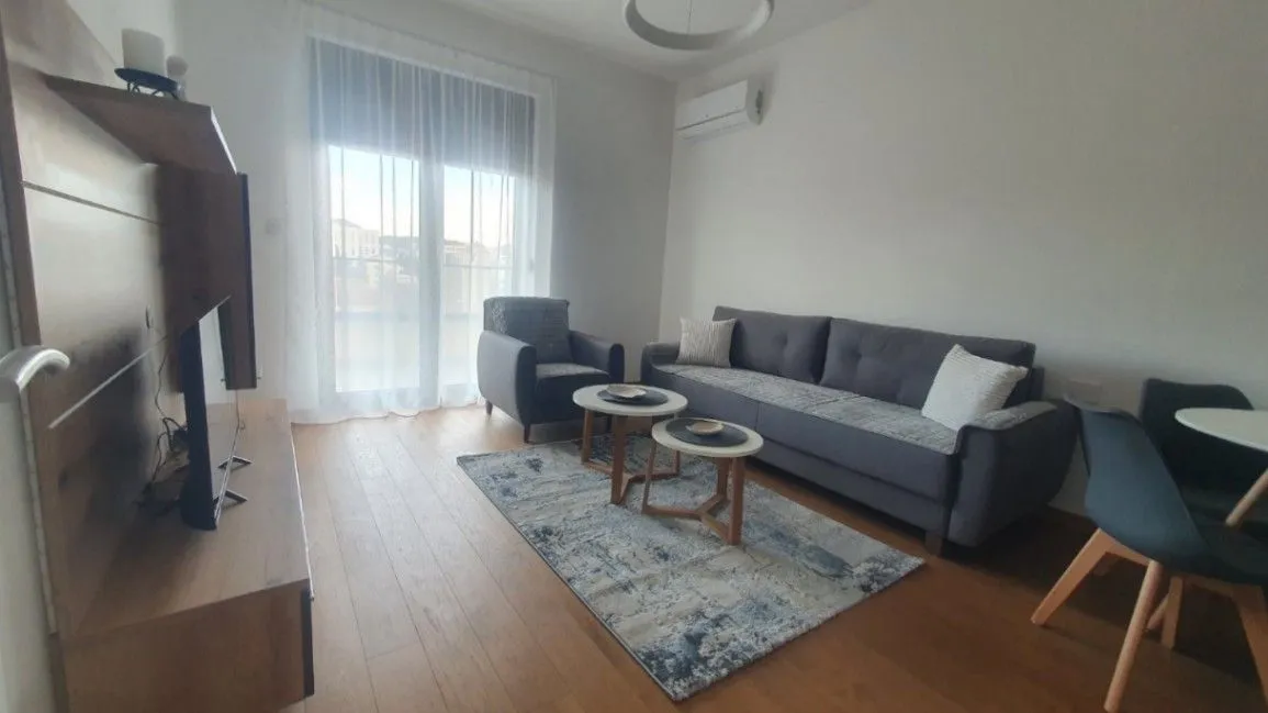 Izdavanje, jednosoban stan, 59m², Stara Varoš, Podgorica