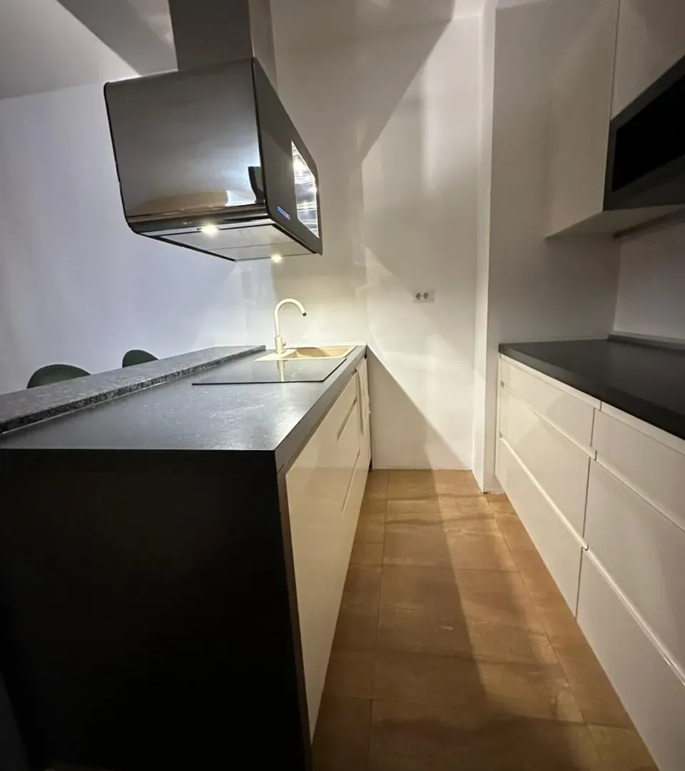 Izdavanje, jednosoban stan, 60m², City Kvart, Podgorica