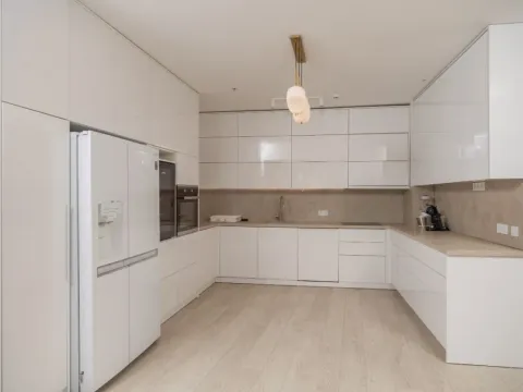 Sale, three bedroom apartment, 196m², Boreti, Budva - image 6