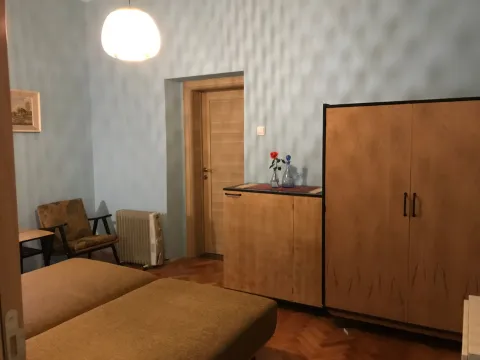 Izdavanje, jednosoban stan, 39m², Centar, Cetinje - image 5