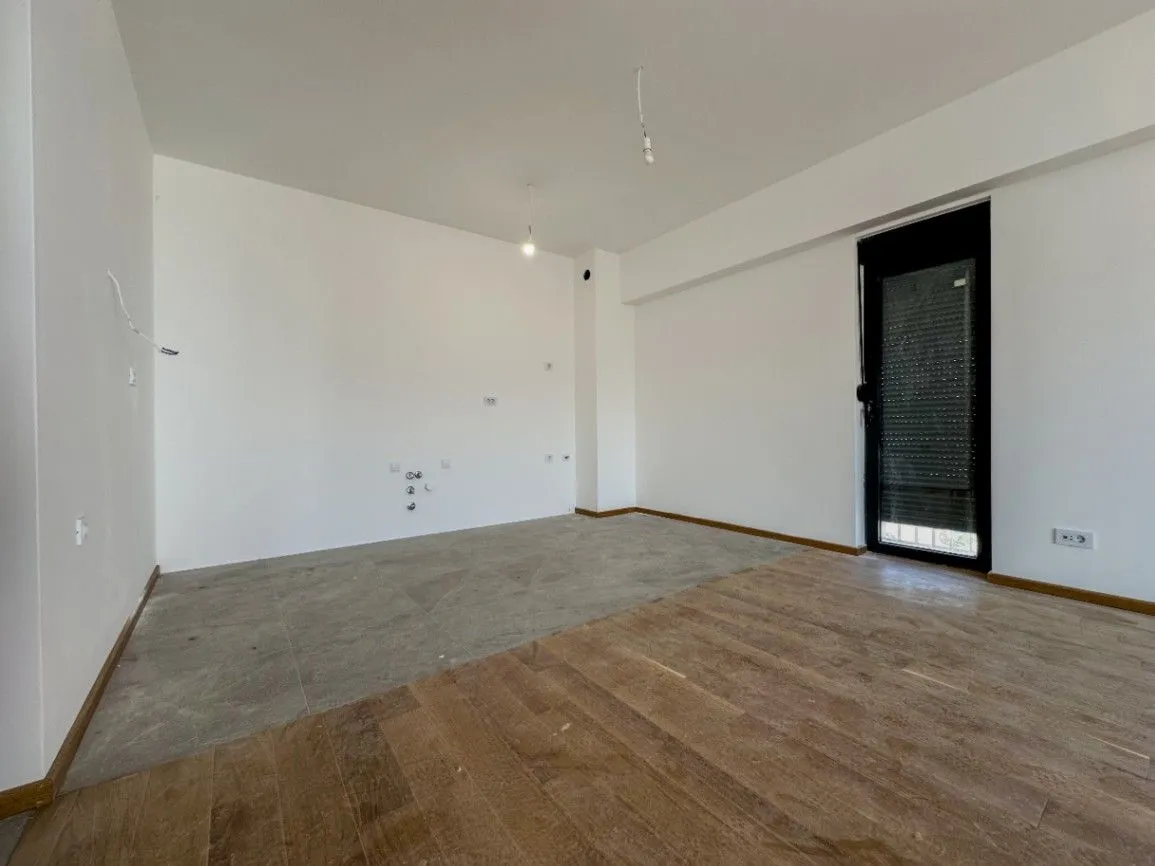 Prodaja, dvosoban stan, 75m², Zabjelo, Podgorica