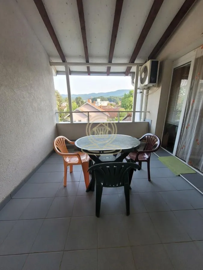 Prodaja, dvosoban stan, 46m², Centar, Vrnjačka Banja