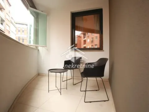 Izdavanje, četvorosoban stan, 197m², Vukov Spomenik, Zvezdara Sve Podlokacije - image 26