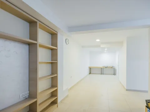 Sale, office space, 82m², Babin Do, Budva - image 11