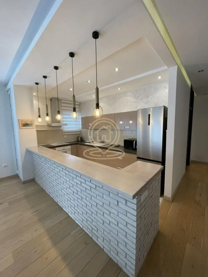 Prodaja, trosoban stan, 105m², Liman 3, Novi Sad Sve Podlokacije