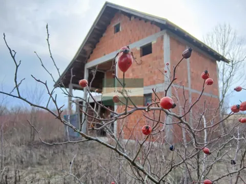 Zemljište in Deonica