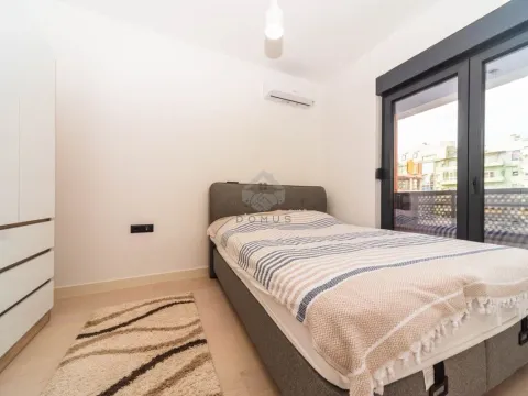 Izdavanje, jednosoban stan, 50m², Kruševac, Podgorica - image 13