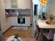 Prodaja, četvorosoban stan, 92m², Zemun Gornji Grad, Zemun Sve Podlokacije - image 2