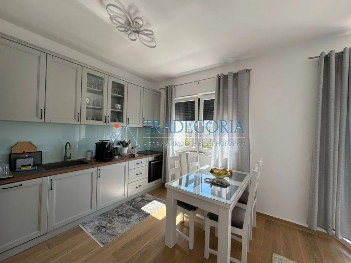 Prodaja, dvosoban stan, 65m², Ulcinj, Crna Gora