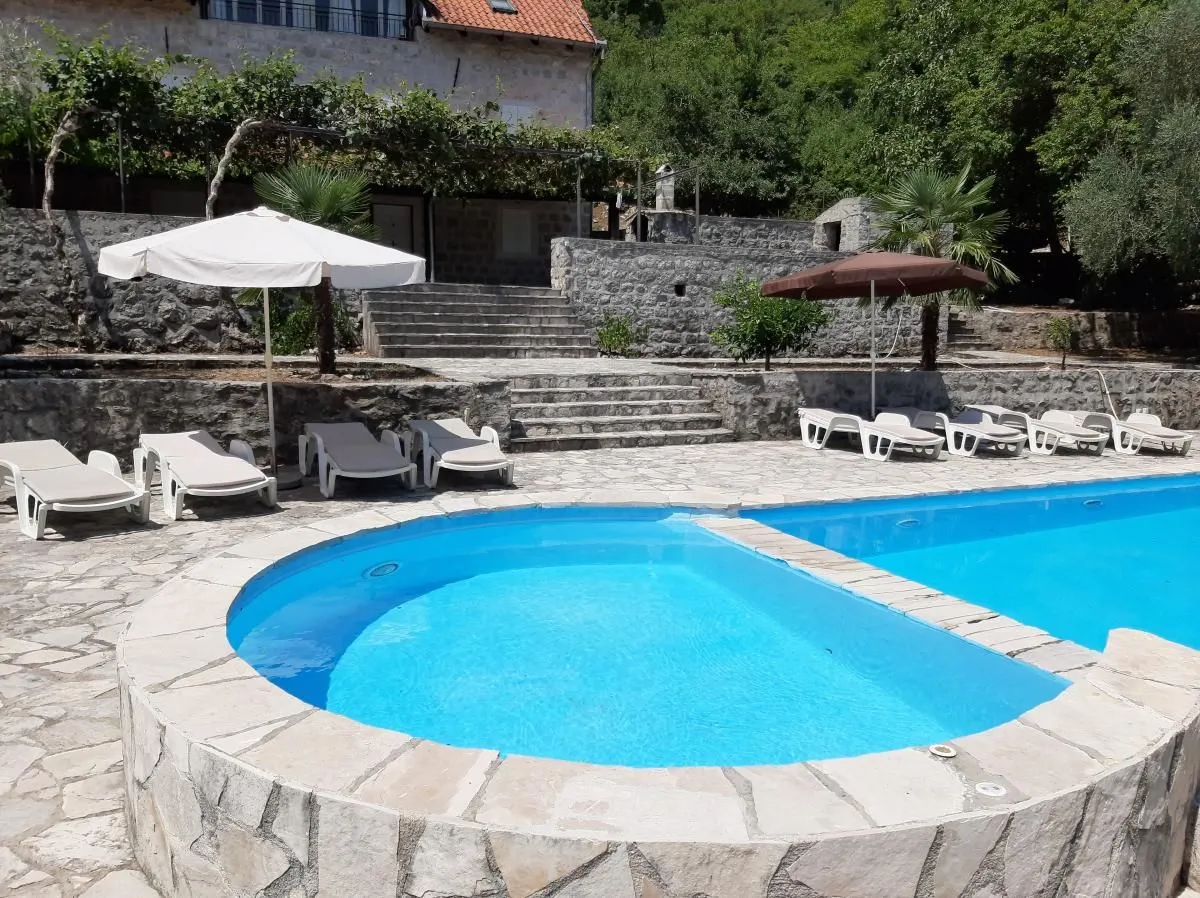 Prodaja, kuća, 260m², Morinj, Kotor