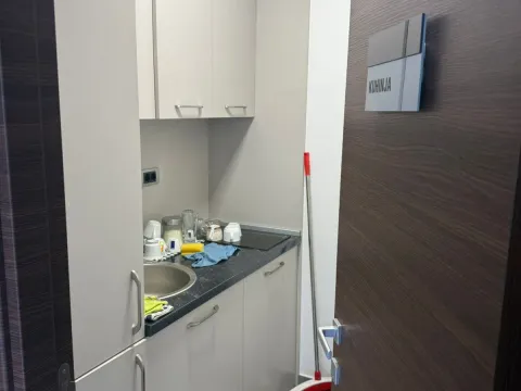 Rent, office space, 120m², Zabjelo, Podgorica - image 3