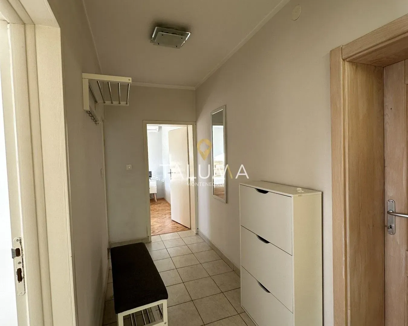 Rent, two bedroom apartment, 106m², Stari Aerodrom, Podgorica
