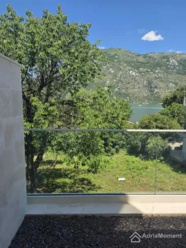 Prodaja, jednosoban stan, 55m², Stoliv, Kotor - image 10