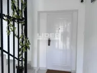 Izdavanje, trosoban stan, 85m², Senjak, Beograd - image 15