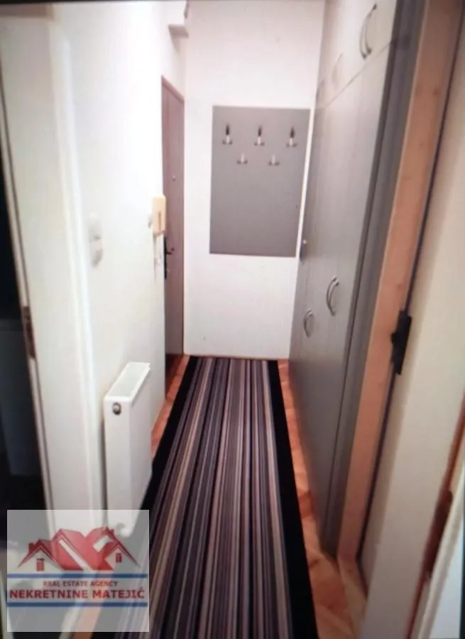 Prodaja, jednosoban stan, 38m², Erdoglija, Kragujevac