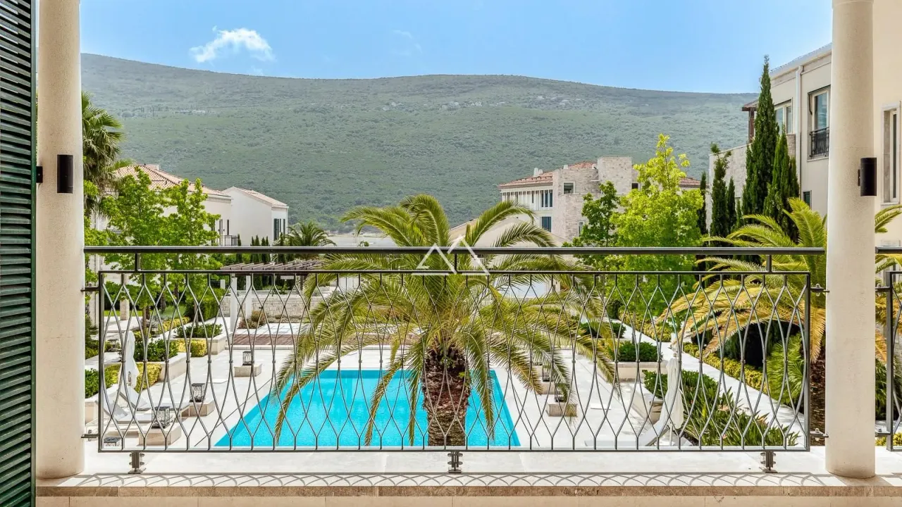 Sale, two bedroom apartment, 171m², Portonovi, Herceg Novi