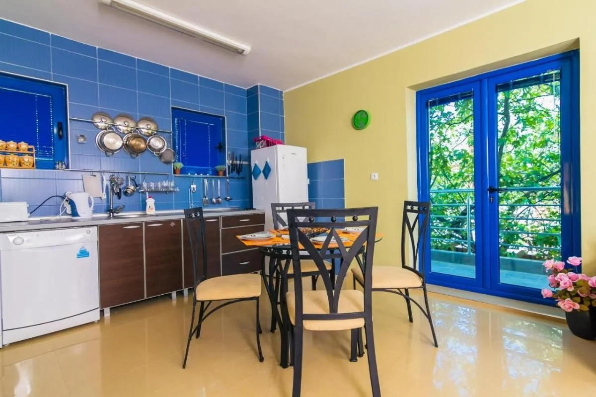 Prodaja, kuća, 280m², Đenovići, Herceg Novi
