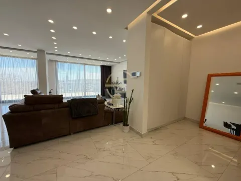 Prodaja, kuća, 173m², Sremska Kamenica, Petrovaradin - image 14