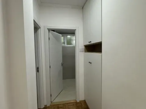 Izdavanje, trosoban stan, 55m², Grbavica, Novi Sad Sve Podlokacije - image 12