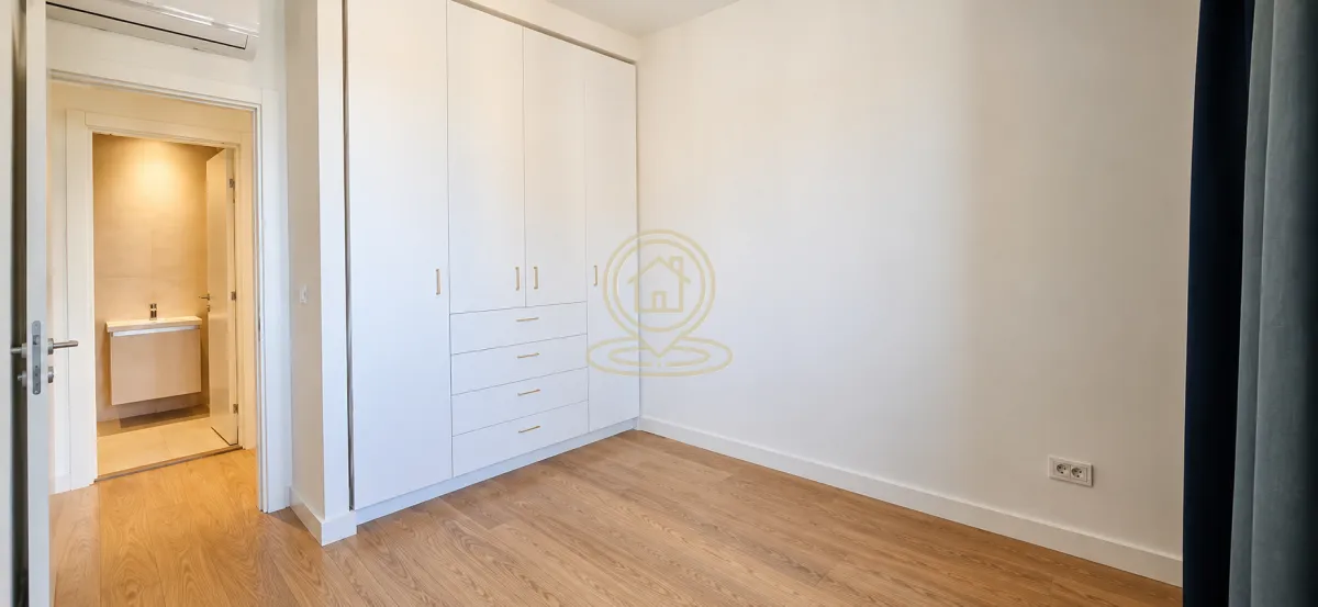 Rent, three bedroom apartment, 85m², Savski Venac, Beograd