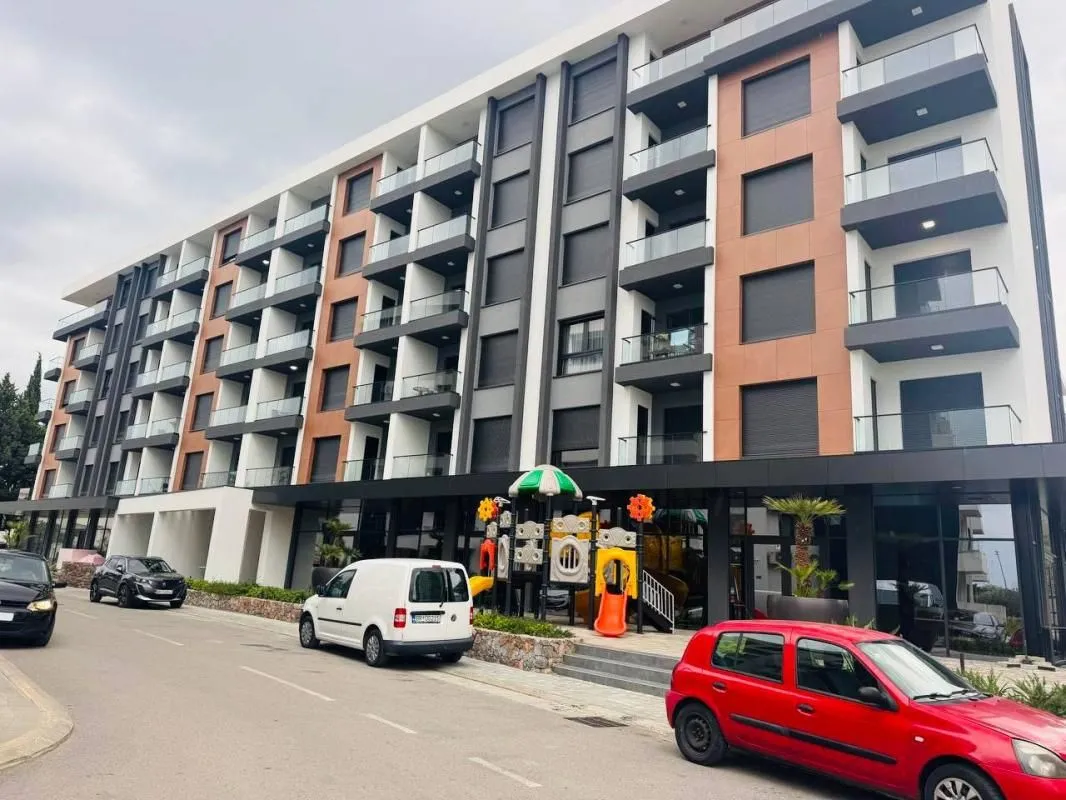Prodaja, jednosoban stan, 45m², Šušanj, Bar