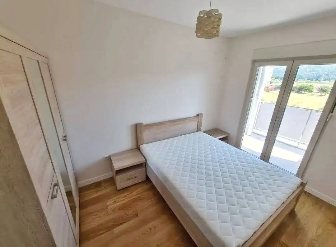 Rent, one bedroom apartment, 48m², Centar, Bar
