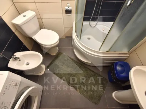 Rent, two bedroom apartment, 67m², Ljubović, Podgorica - image 12