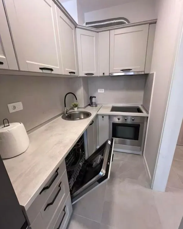 Prodaja, jednosoban stan, 33m², Central Point, Podgorica