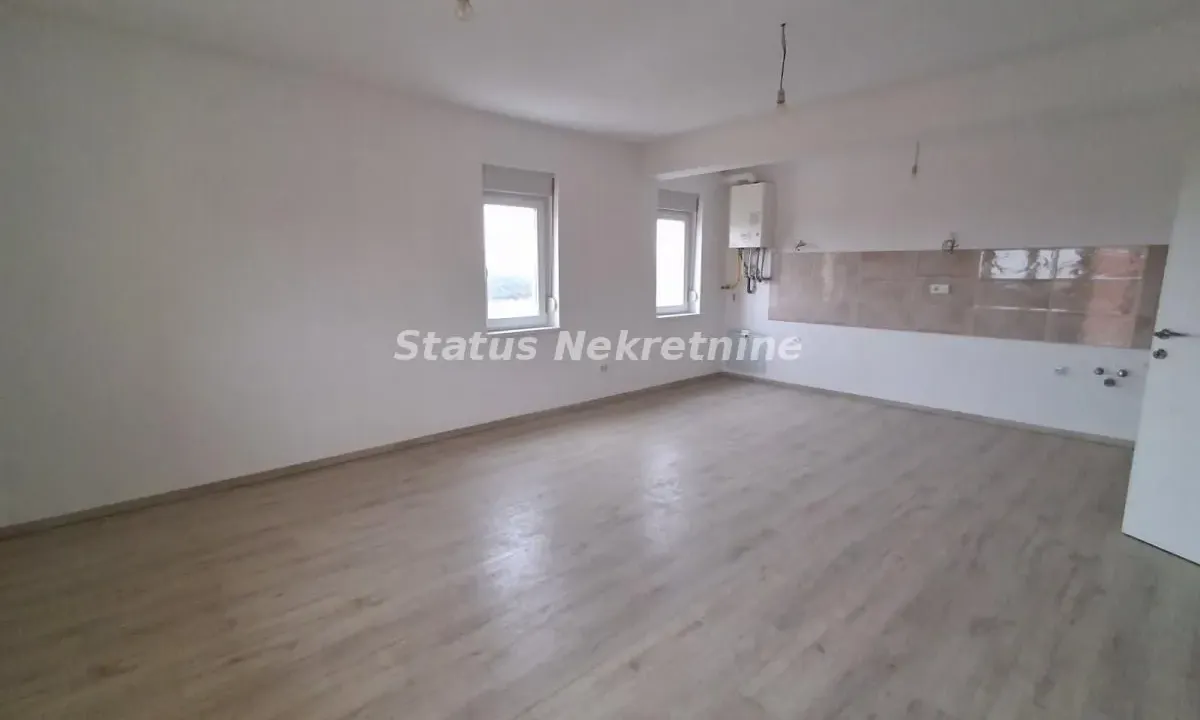 Sale, three bedroom apartment, 83m², Sremska Kamenica, Petrovaradin