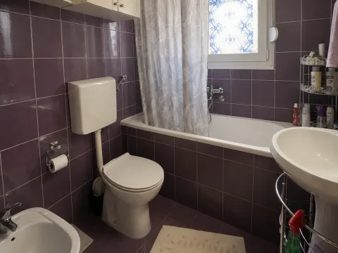 Rent, one bedroom apartment, 90m², City Kej, Podgorica - image 10