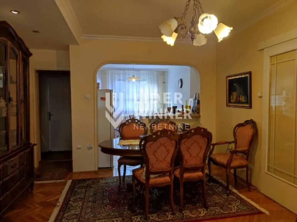 Prodaja, kuća, 350m², Bezanijska Kosa 1, Bežanijska Kosa Sve Podlokacije