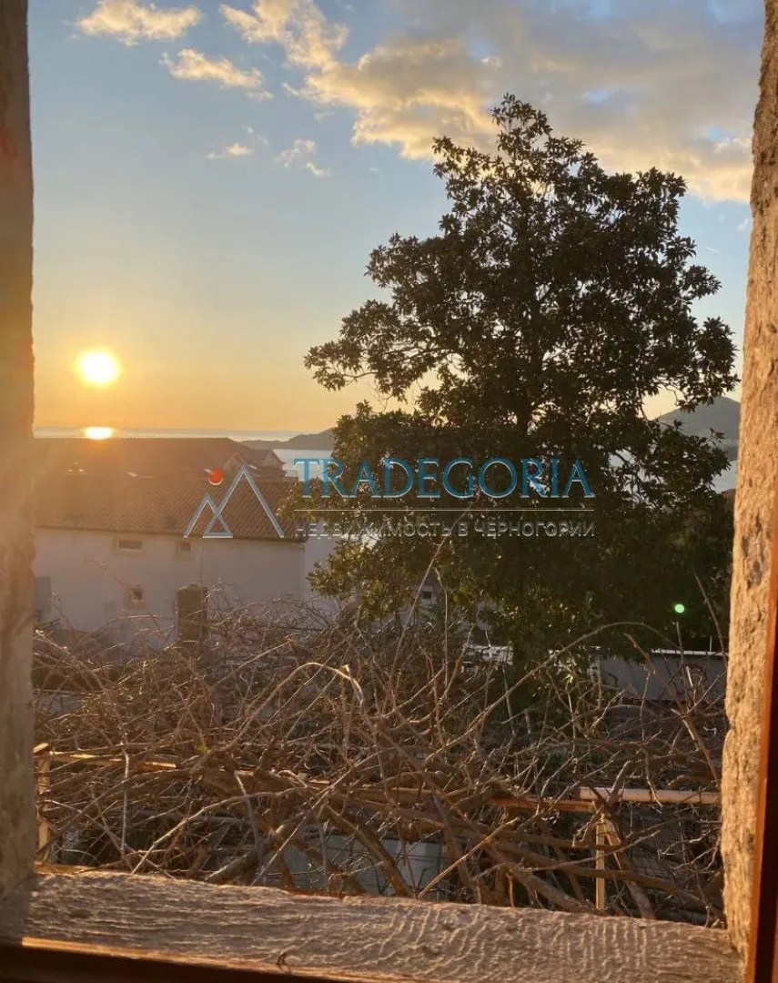 Prodaja, dvosoban stan, 104m², Pržno, Budva