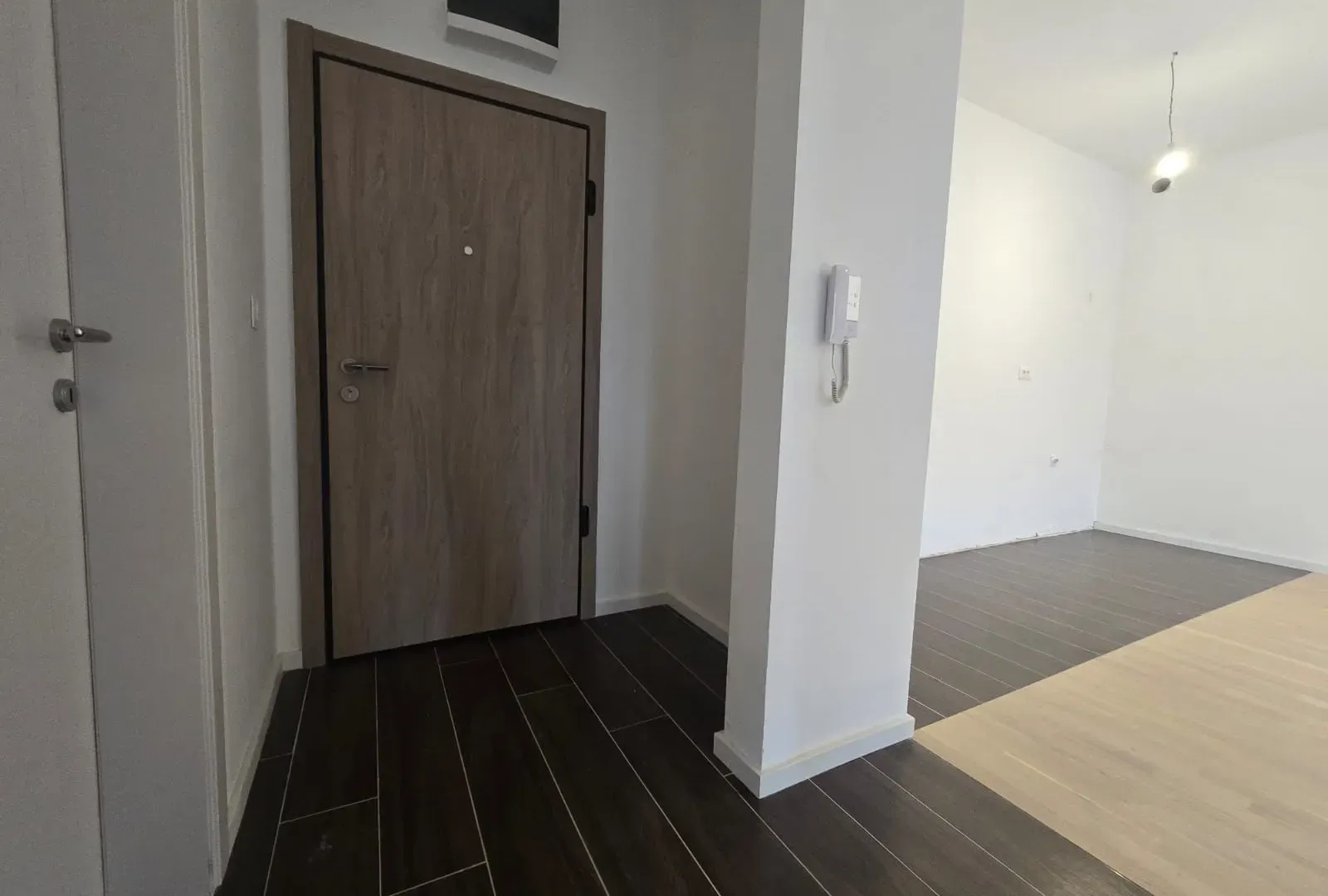 Rent, one bedroom apartment, 39m², Tološi, Podgorica