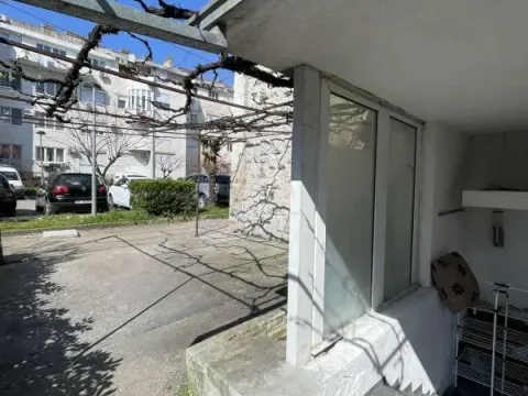 Sale, two bedroom apartment, 55m², Bar, Crna Gora - image 10