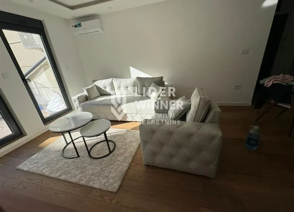 Prodaja, dvosoban stan, 40m², Lekino Brdo, Voždovac Sve Podlokacije